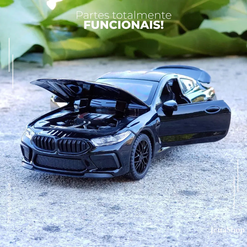 JettaMini's™ - Miniatura BMW M8 1:32